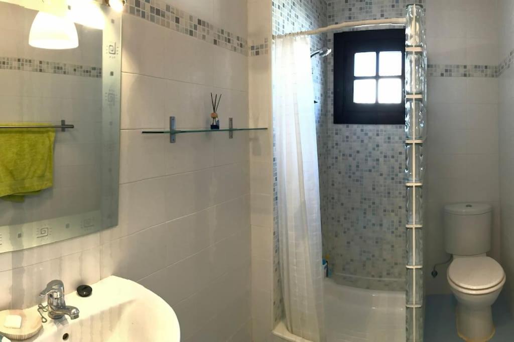 Boutique Style Apartment In Velez De Benaudalla - Near Salobrena Экстерьер фото